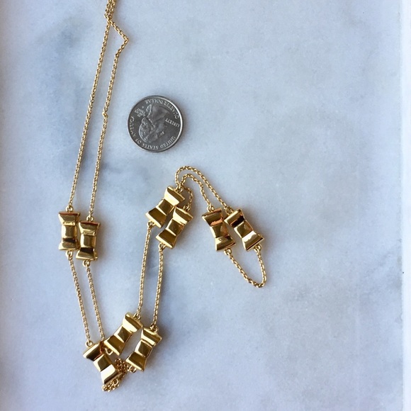 ♠️kate spade Take A Bow Necklace in Gold♠️ - Picture 6 of 8